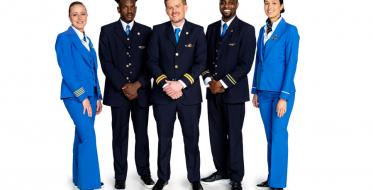 Avio-kompanija u kojoj patike postaju deo uniforme
